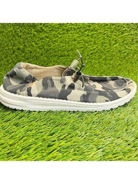 Hey Dude Wendy Womens Size 10 Camo Green Black Athletic Slip On Shoes Sneakers